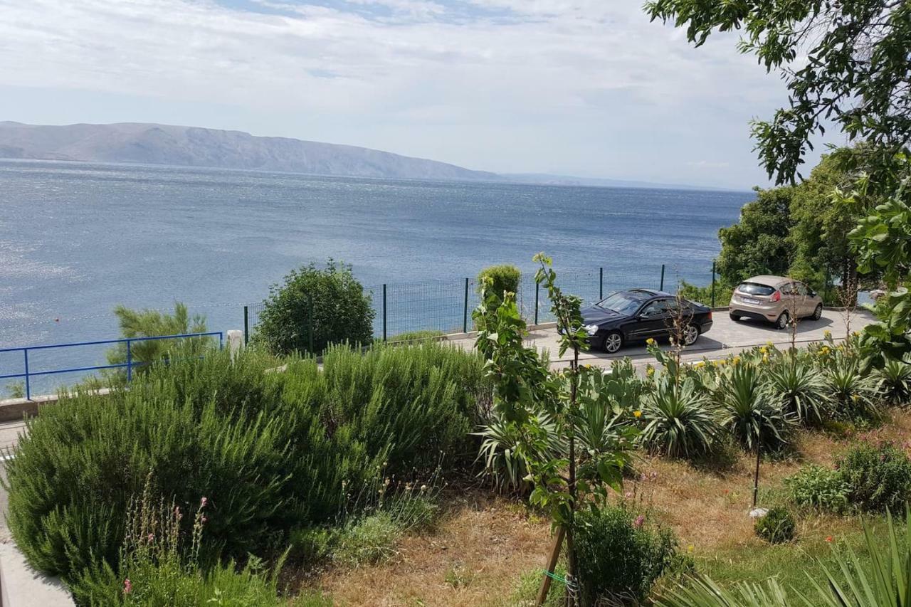 Beachfront Studio Apartment Vintage In Senj Senj  Exterior photo